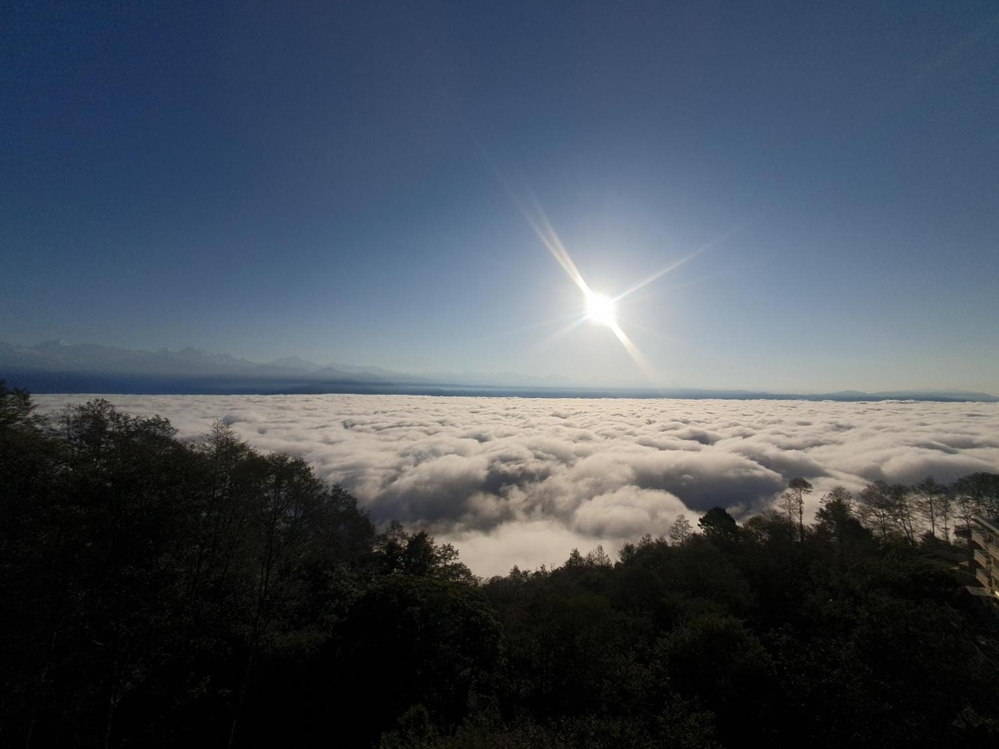 Hotel Chautari Pvt Ltd Nagarkot Kültér fotó