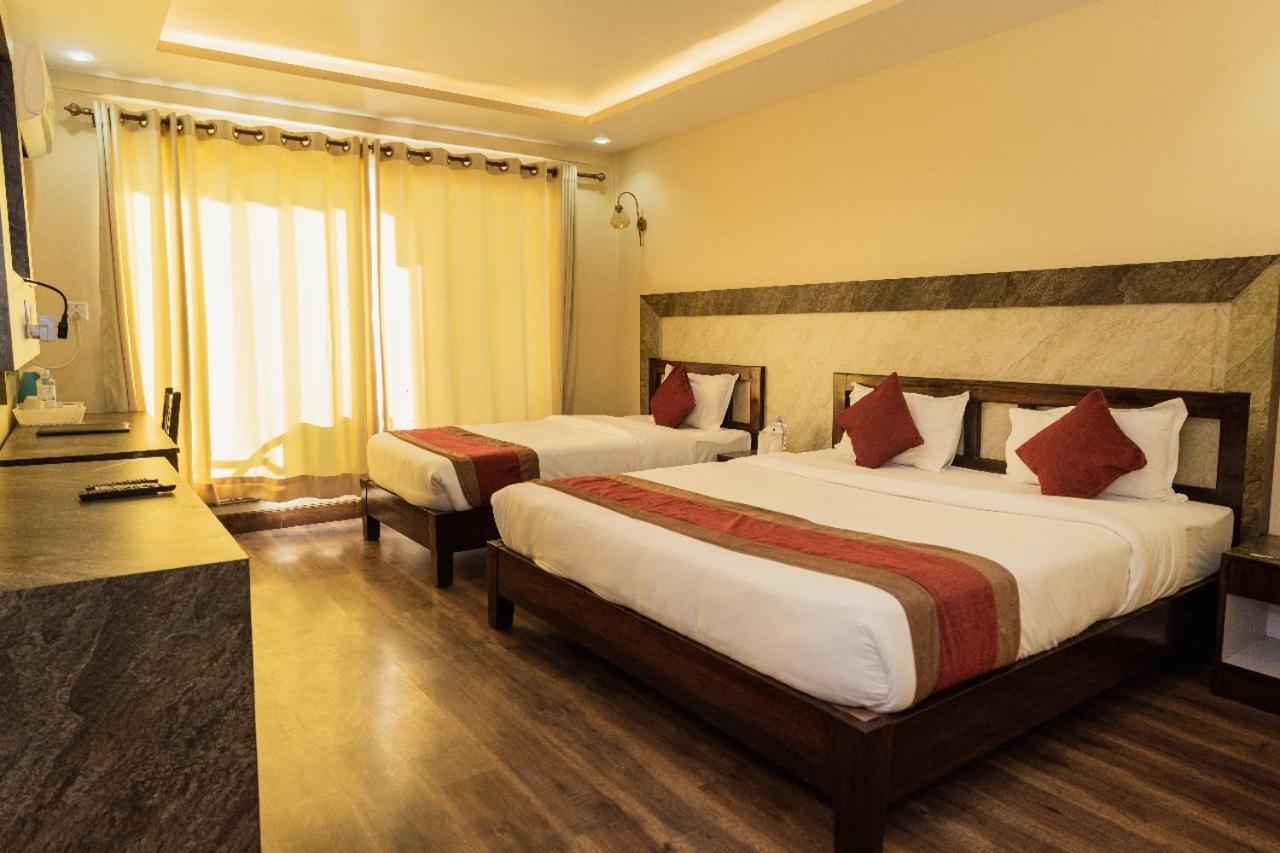 Hotel Chautari Pvt Ltd Nagarkot Kültér fotó